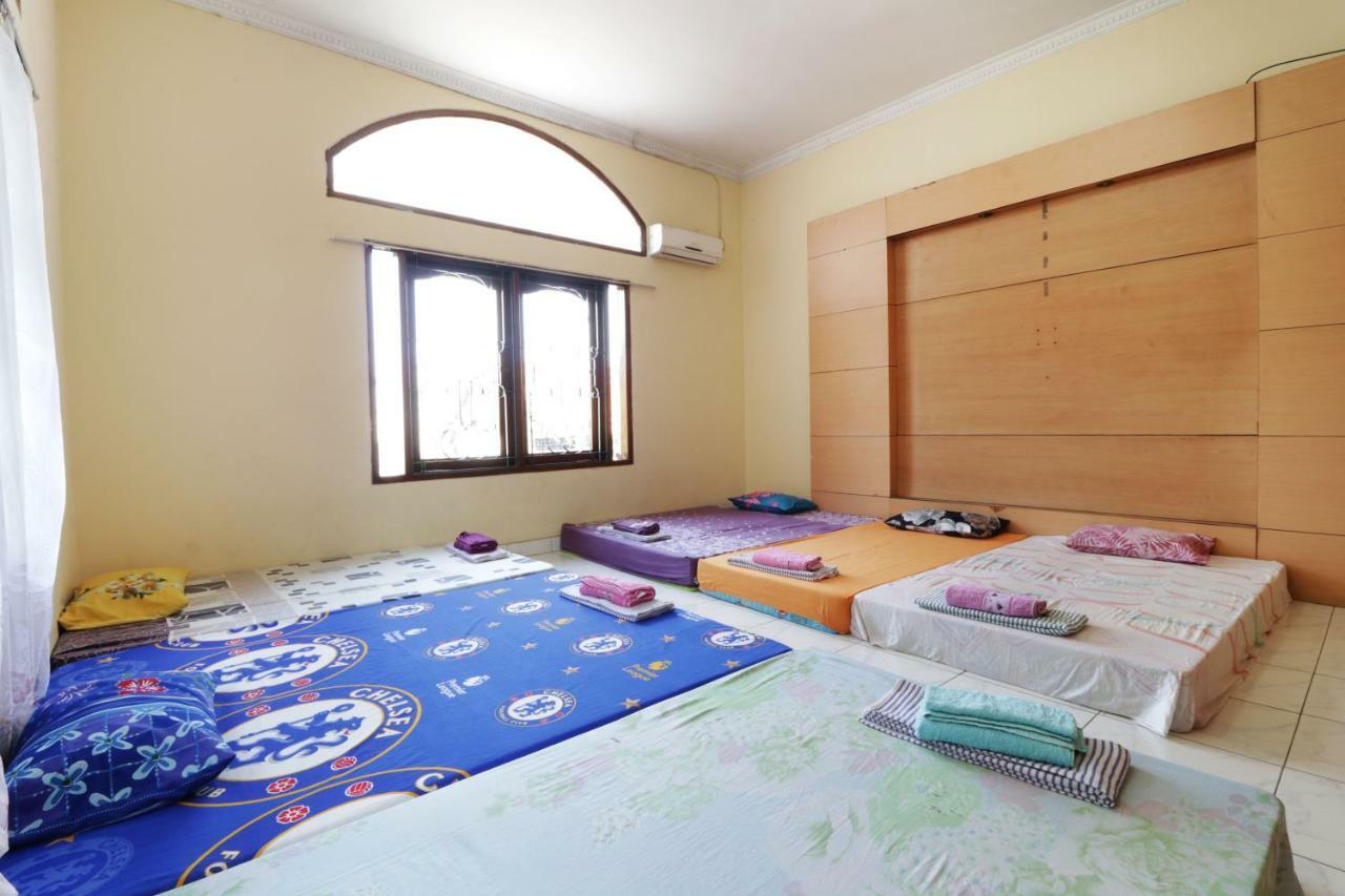 Backpack Syariah Cempaka Putih Barat Hostel Jakarta Exterior photo