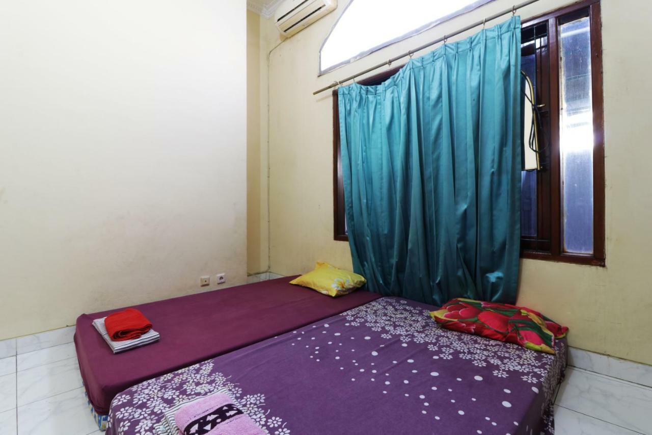Backpack Syariah Cempaka Putih Barat Hostel Jakarta Exterior photo