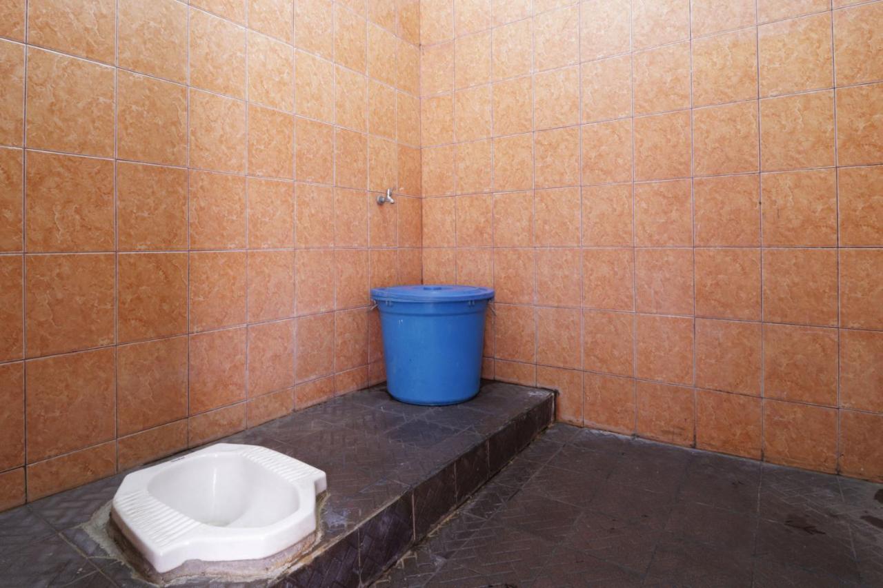 Backpack Syariah Cempaka Putih Barat Hostel Jakarta Exterior photo